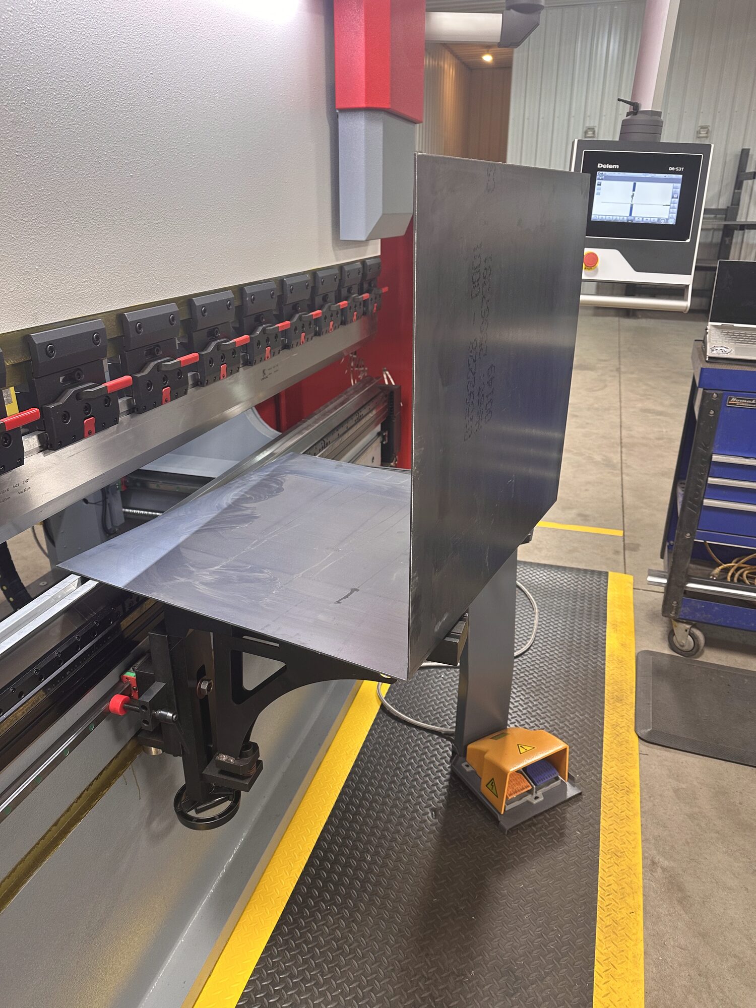 ArcWest 145-ton CNC press brake with Delem control monitor and active part on the bed